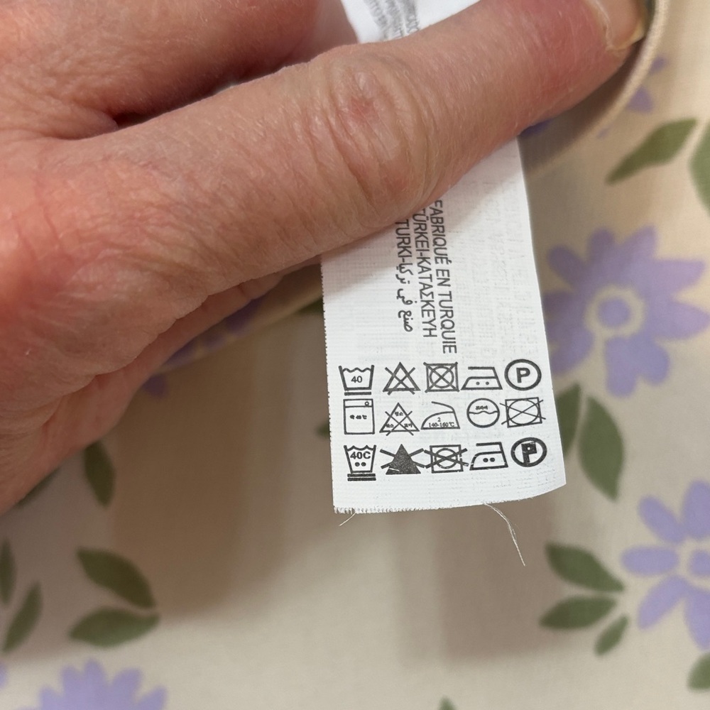 NWT Zara Cream and Purple Floral Pants - Picture 7 of 7